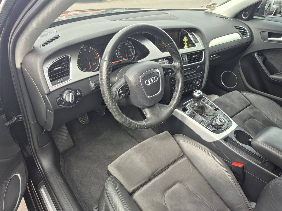 AUDI A4 Avant 0 — imagine 2