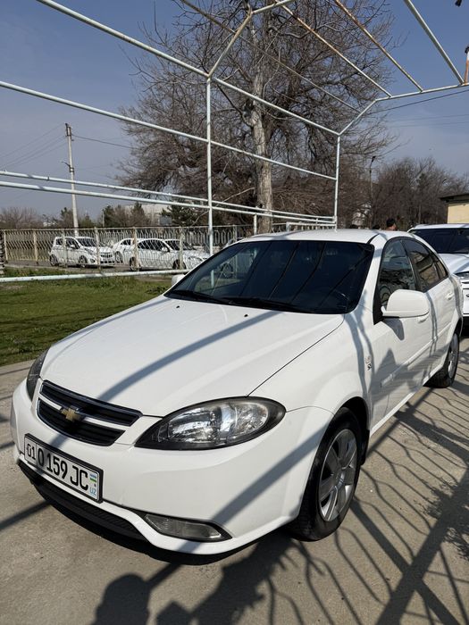 Chevrolet Gentra 2015 AT 1 yevro