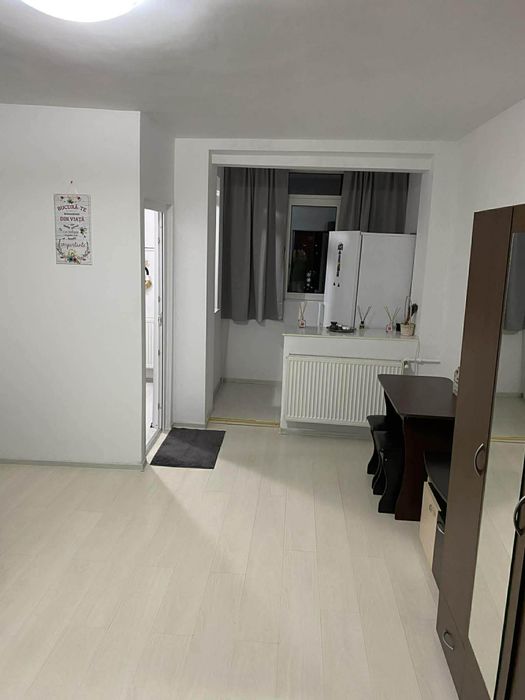 Garsoniera Calea craiovei 5 minute de ANAF Centru loc parcare inclus