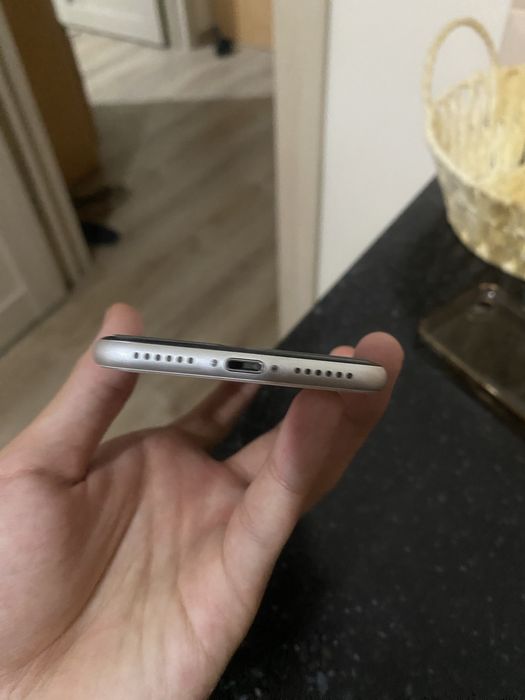 Iphone SE 2020 64GB  9/10