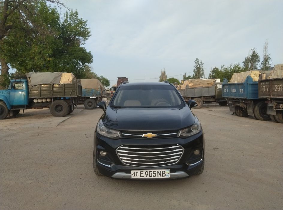 Шевроле тракер 2019 СРОЧНО СОТИЛДИ