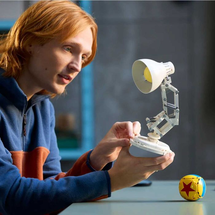 Lego Ideas: Люксо младший Disney Pixar (21357)