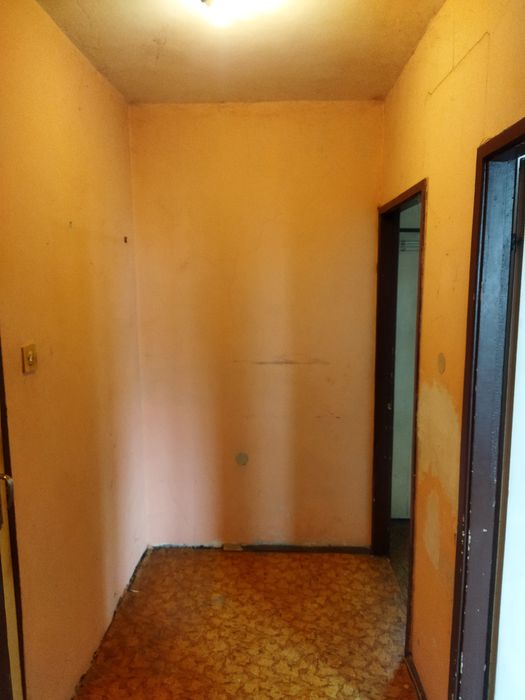 Продава двустаен апартамент в центъра на гр Смолян