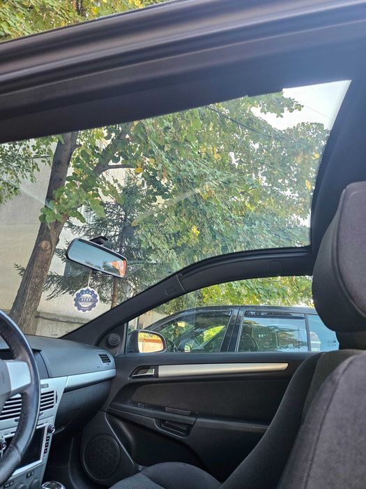 Opel astra h gtc 1.9 opc line