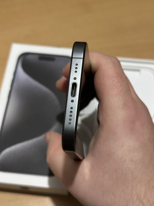 КАТО НОВ! iPhone 15 Pro - 1 TB - Black Titanium