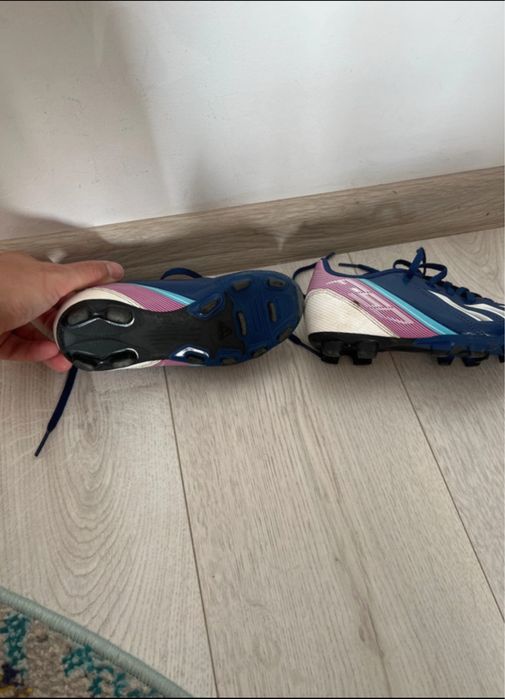 Adidas fotbal iarba crampoane