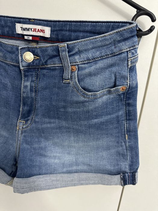 Blugi scurti Tommh Jeans