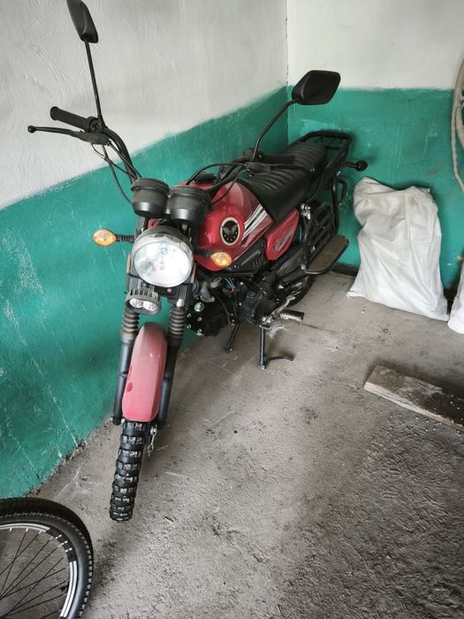 Продаеться мопед.