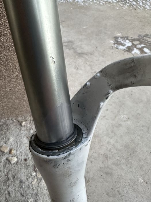 Вилка боксер 200мм двукорона