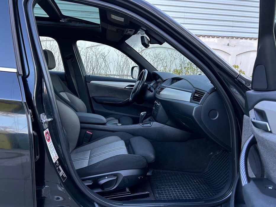 Bmw 2012 X1 X drive