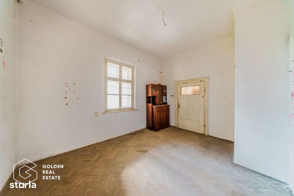 4 Camere la casă, 215mp+261mp teren, str Preparandiei