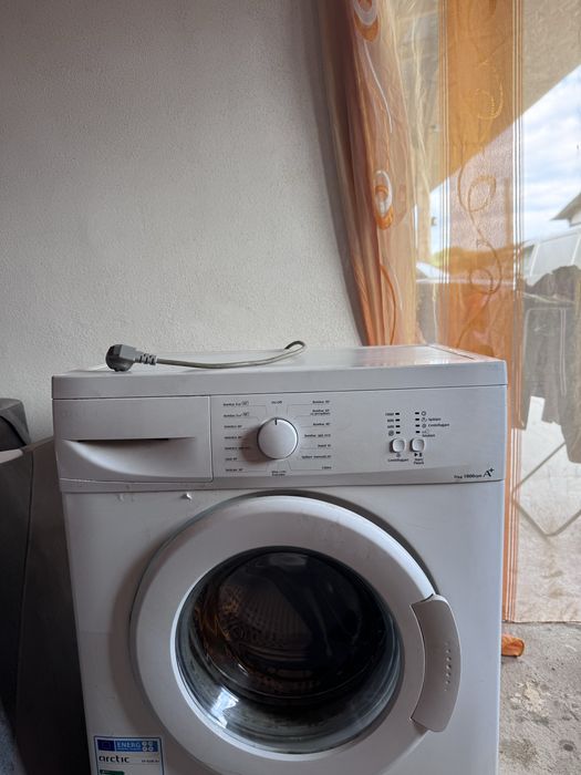 Masina de spalat de 6 kg arctiv
