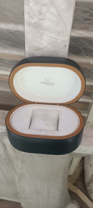 Оригинальный чехол от часов breguet