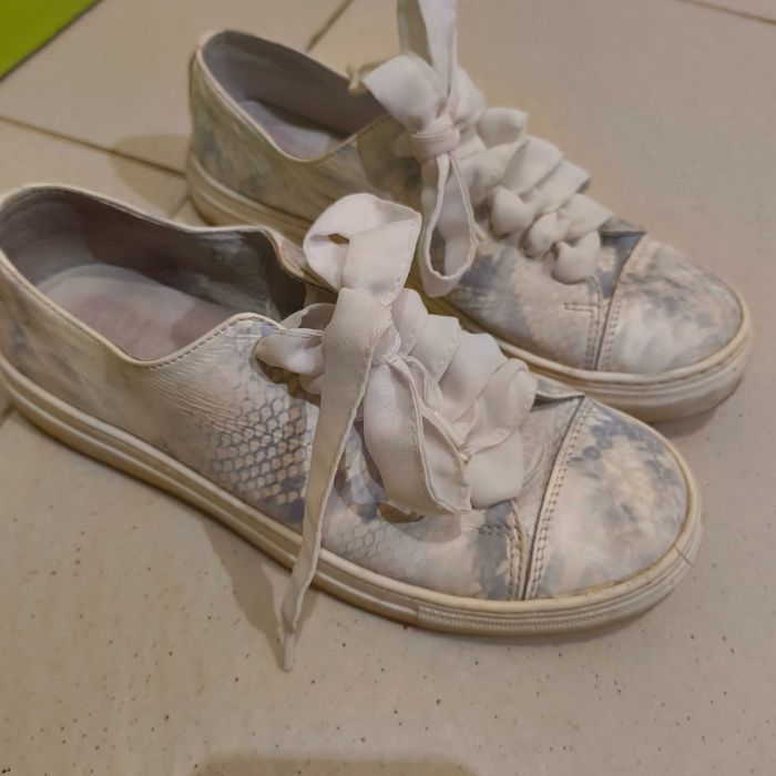 Естествена кожа 38 номер