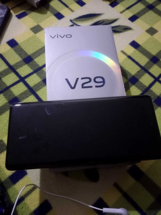 VIVO v29 5G янги сотилади