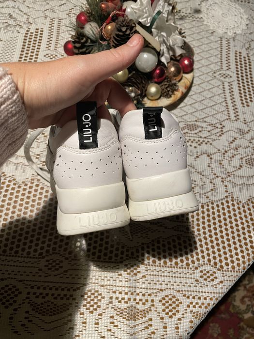 Pantofi albi piele Liu Jo 37