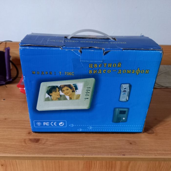 Цветной домофон T-706C