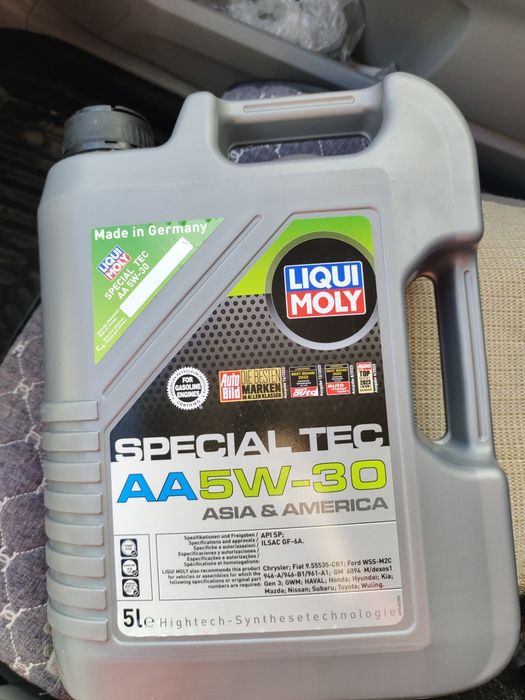 Оригинальное моторное масло Liqui Moly 5w-30