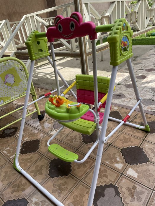 Детская качеля.