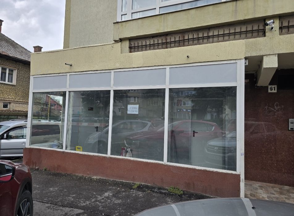 De închiriat spațiu comercial/birouri