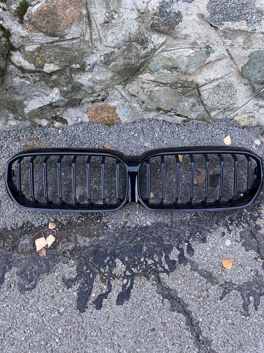 Решетки-бъбреци за BMW-G30 G31(оригинални)