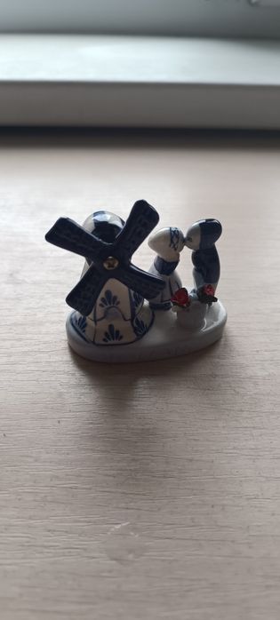 Продам статуэтки фарфор