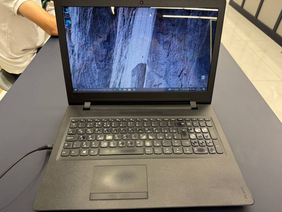 Lenovo notebook B/u holatda