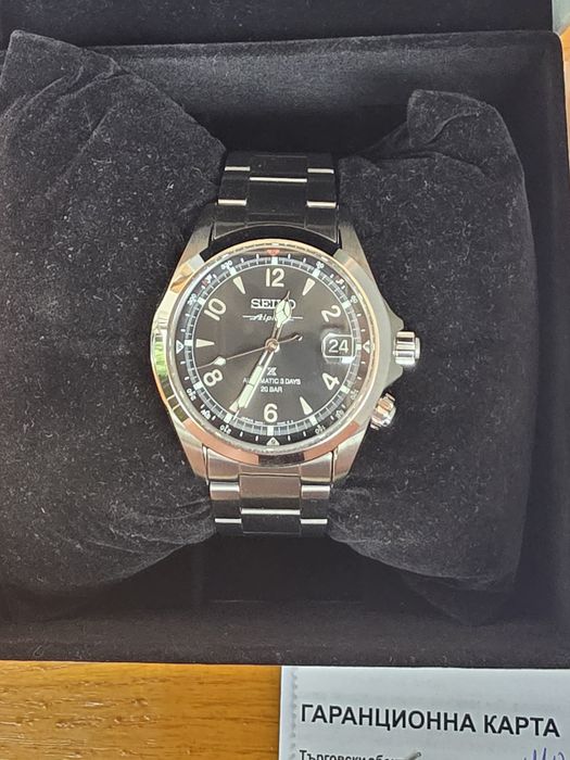 SEIKO Prospex Alpinist in ‘Summit Black’ SPB505J1