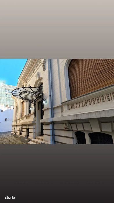Casă de închiriat la Piata universitatii , cu garaj si mansarda