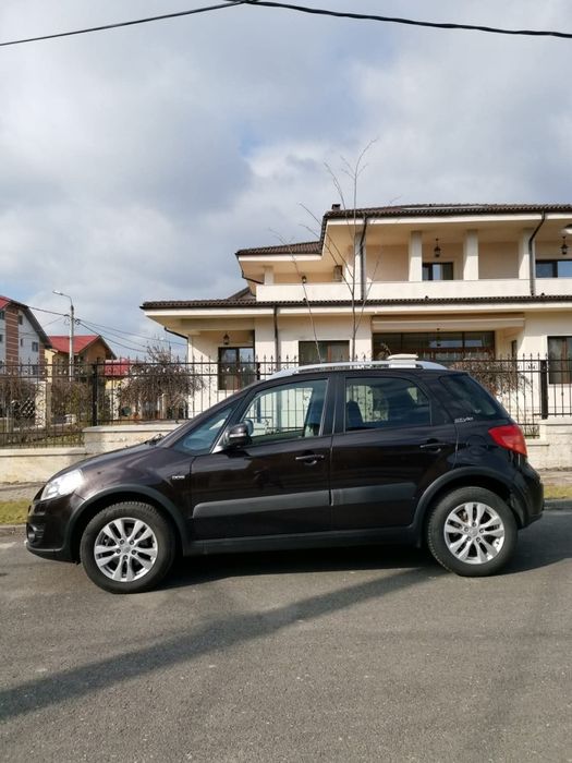 Suzuki  SX4 10.2012 4x4 optional