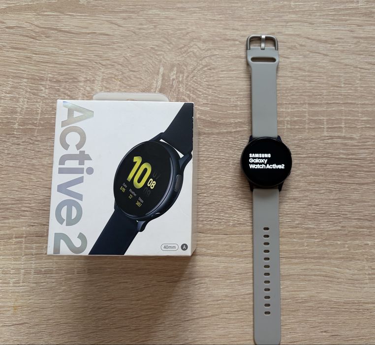 Смарт-часы Samsung Galaxy Watch Active 2