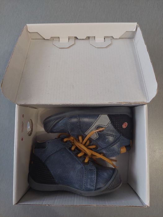 Детски обувки естествена кожа