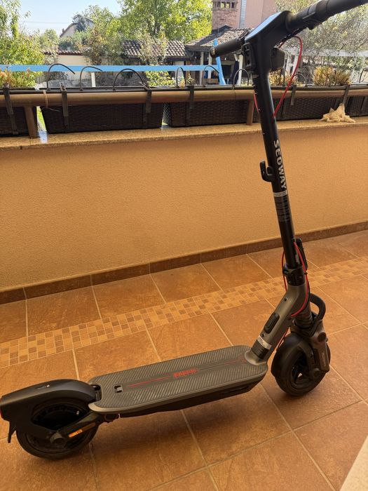 Trotineta electrica ninebot f3 pro