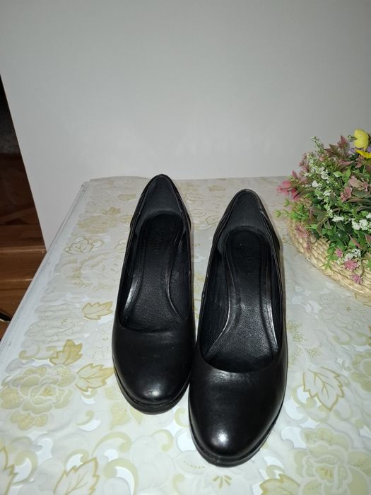 Pantofi piele marime 37