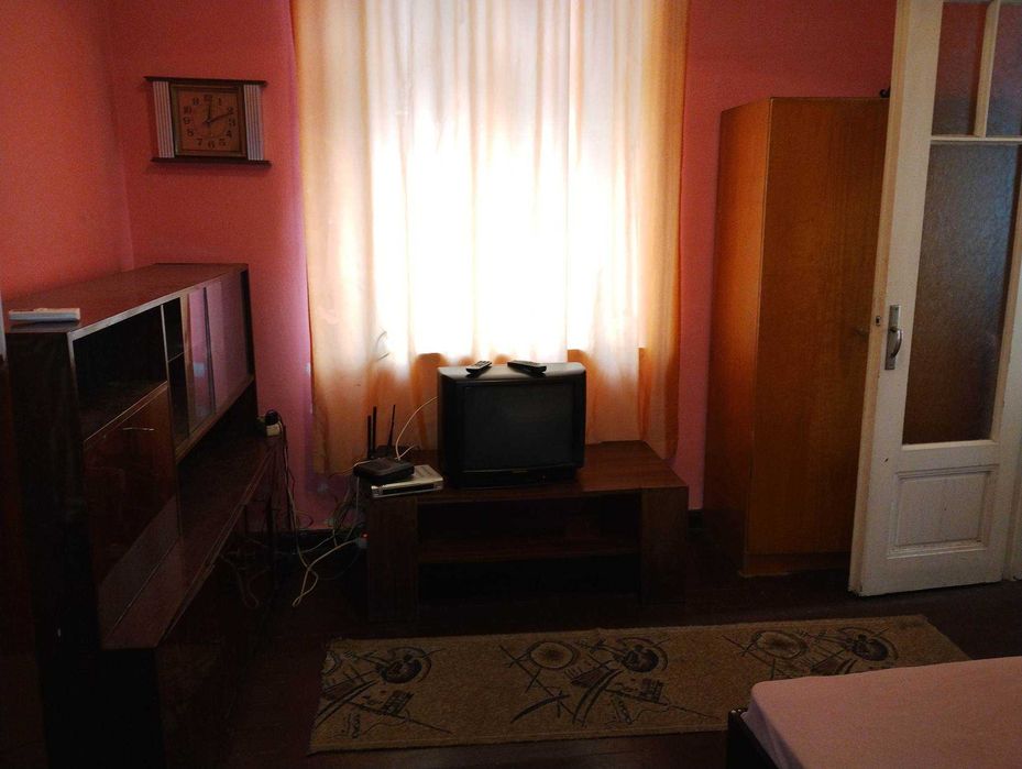 Дава се под наем Едностаен апартамент в Бургас, Център - 35 кв.м за 125 € - Снимка #7