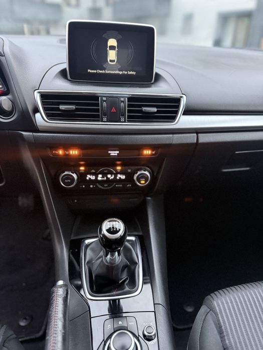 Mazda 3 2016 SkyActive-Diesel -Headup Display-Bose-
