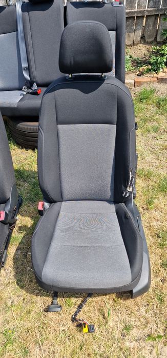 Golf 7 scaune și banchetă