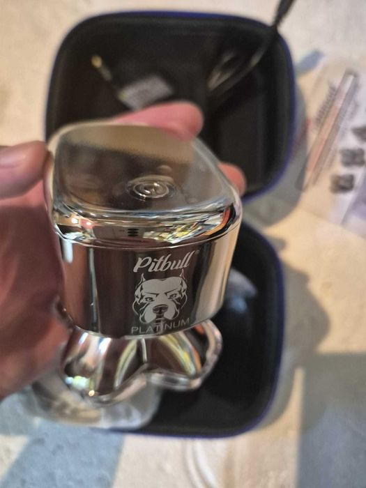 Aparat de ras Pitbull Platinum PRO pentru cap și față
