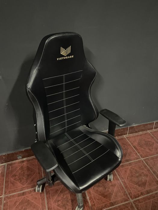 кресла по 20 тысяч