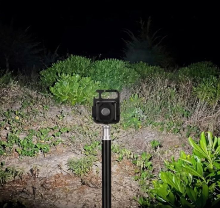 Къмпинг лампа 3в1 Ключодържател Отварачка