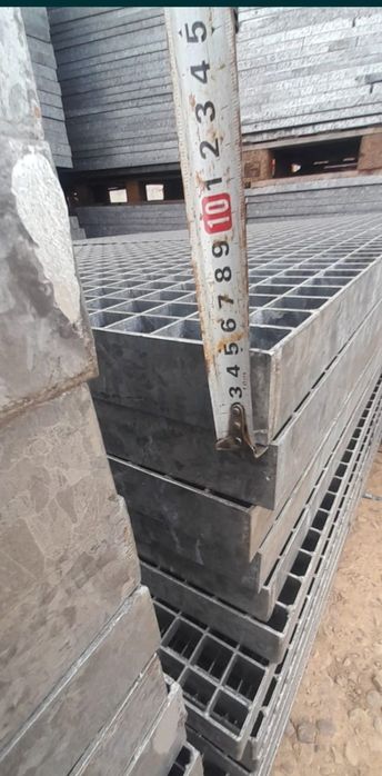 Grătare zincate galvanizate