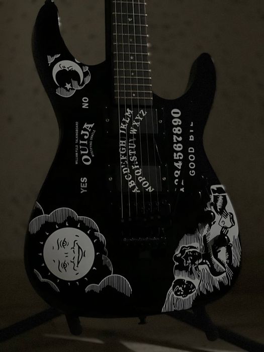 Электрогитара esp