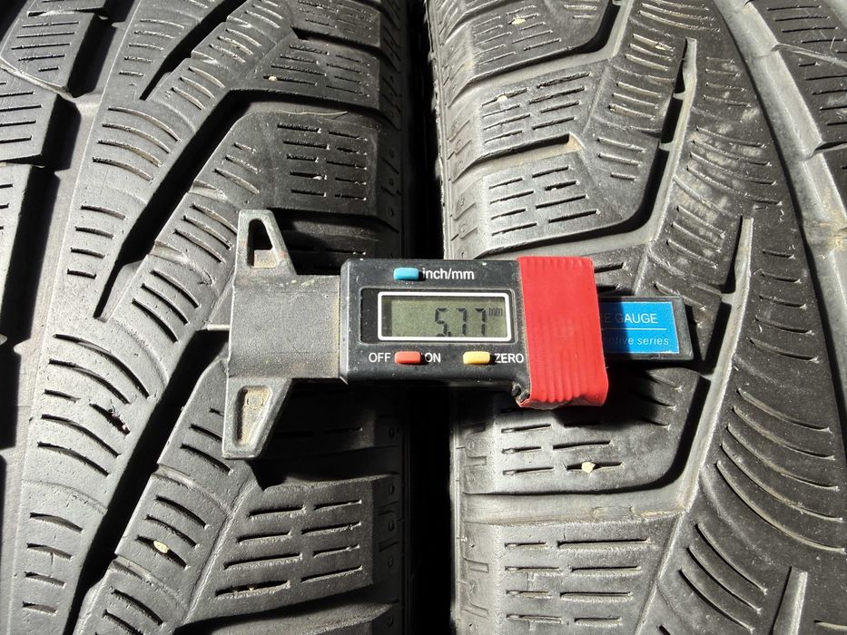 4x Anvelope Iarna 235/50 R19 - Pirelli SottoZero Winter 210 Serie 2