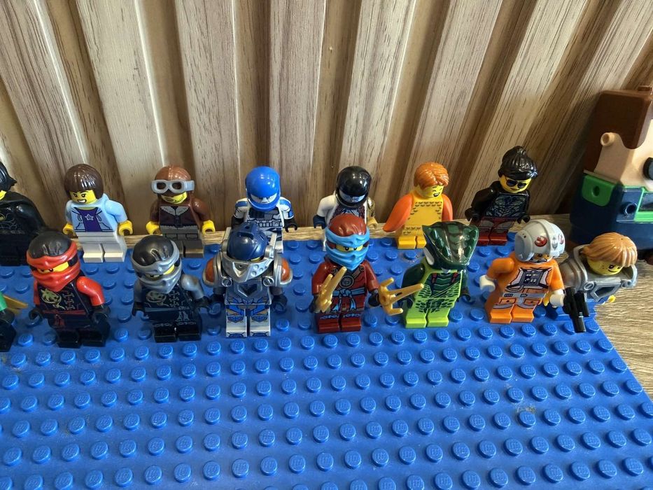 Лот Лего/Lego Ninjago +фигурки и части