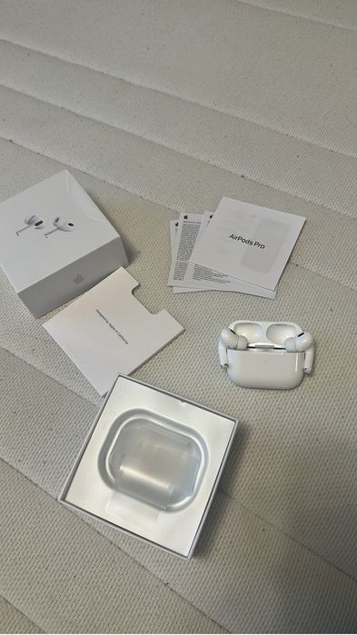 Casti AirPods Pro 2