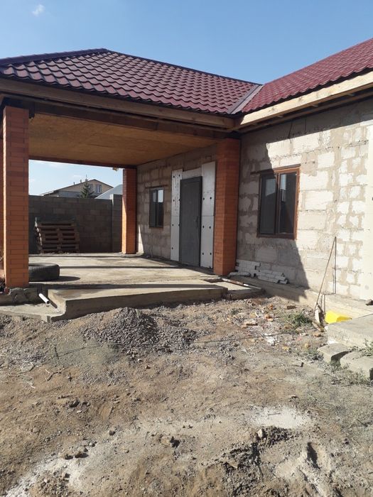 продам коттедж м-н Уркер