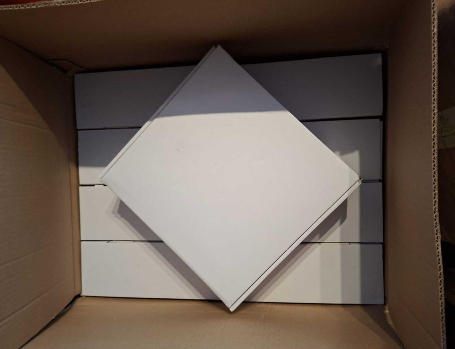suporturi NOI profesionale pentru monitor sau televizor Multibrackets M VESA Flexarm 360, cu prindere pe perete.