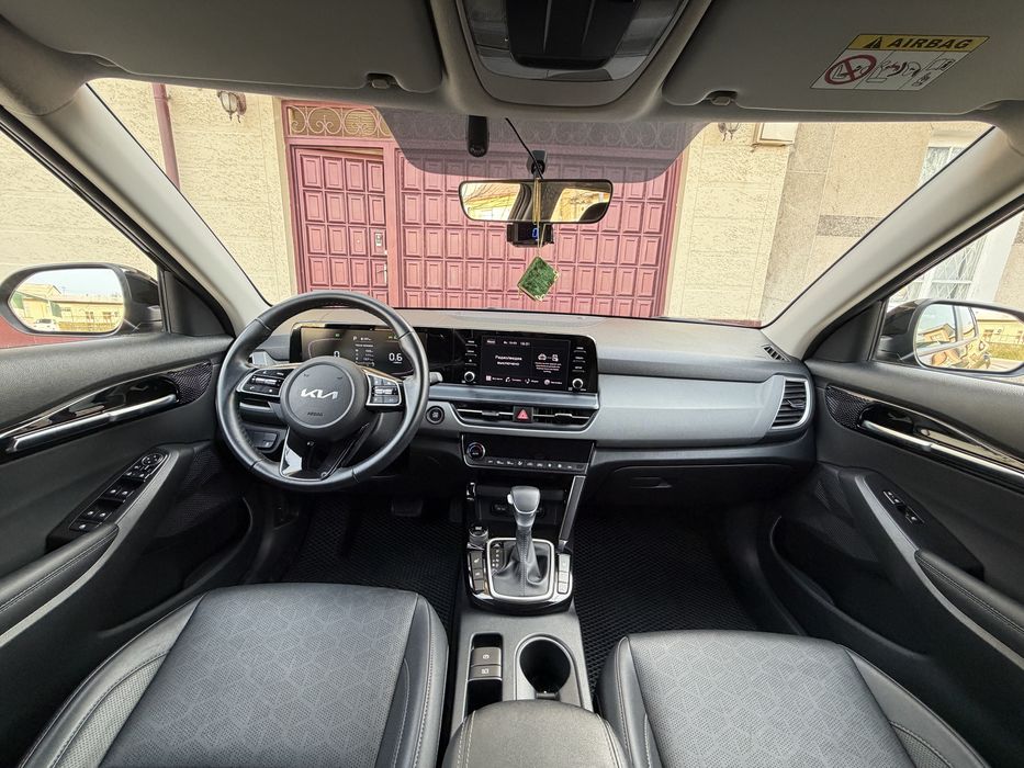 Kia Seltos 1 позиция