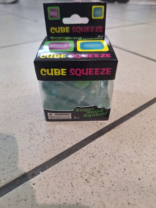 Cub  squish  verde
