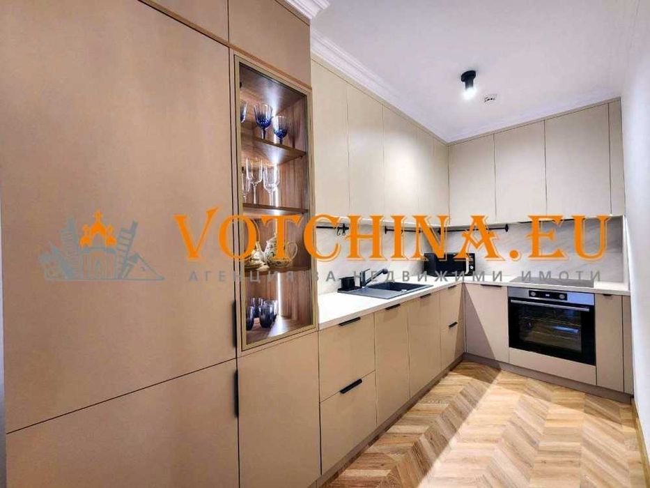 Продава се Тристаен апартамент в Свети Влас - 110 кв.м за 2182 €/кв.м - Снимка #10
